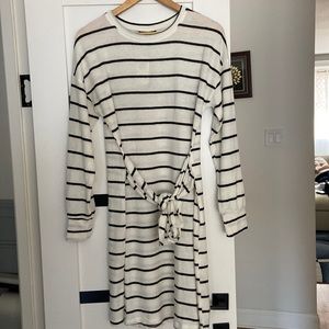 Stoped sweater dress NWT